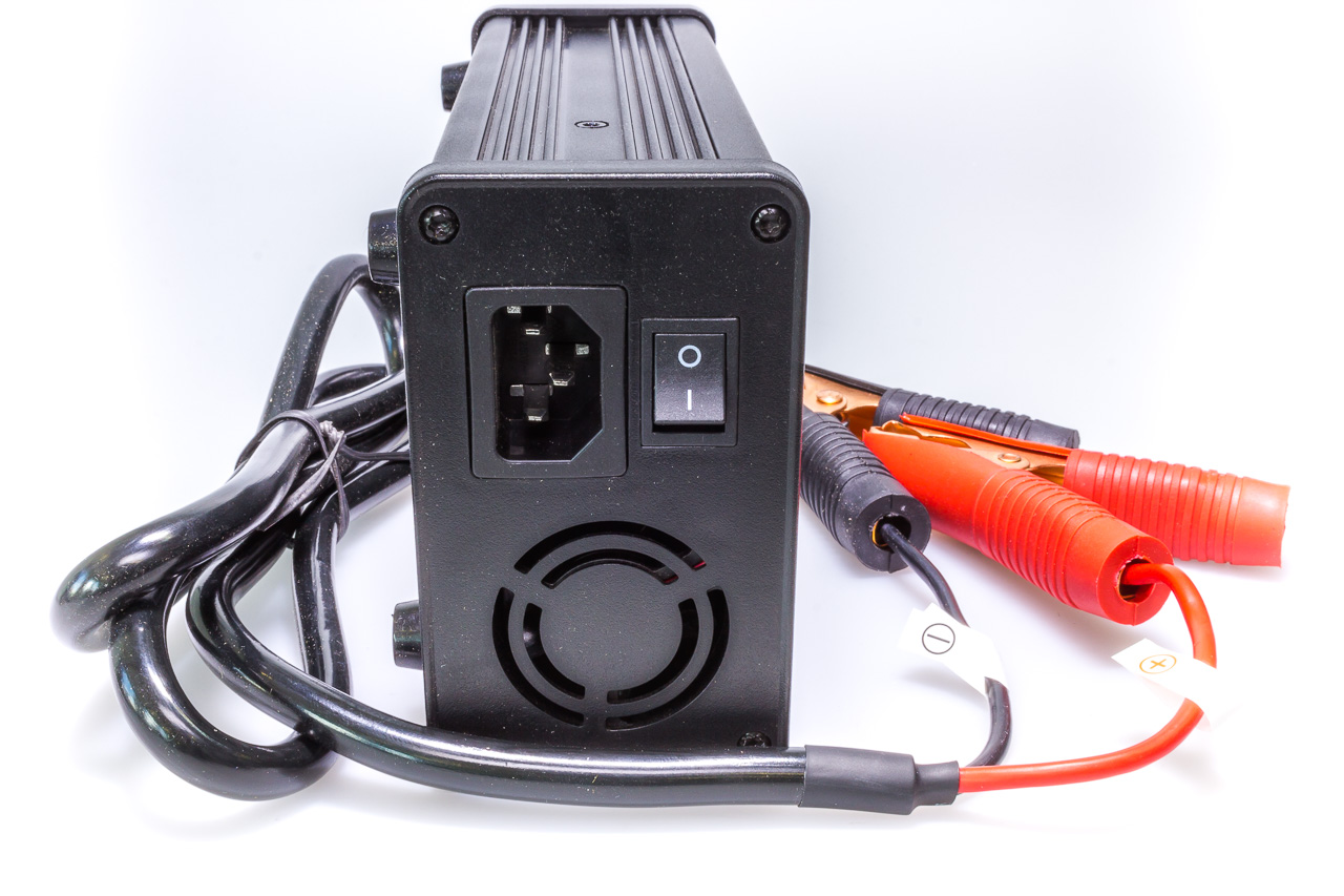 SWAYTRONIC - LiFePO 4 Battery Charger 14.6V 40A